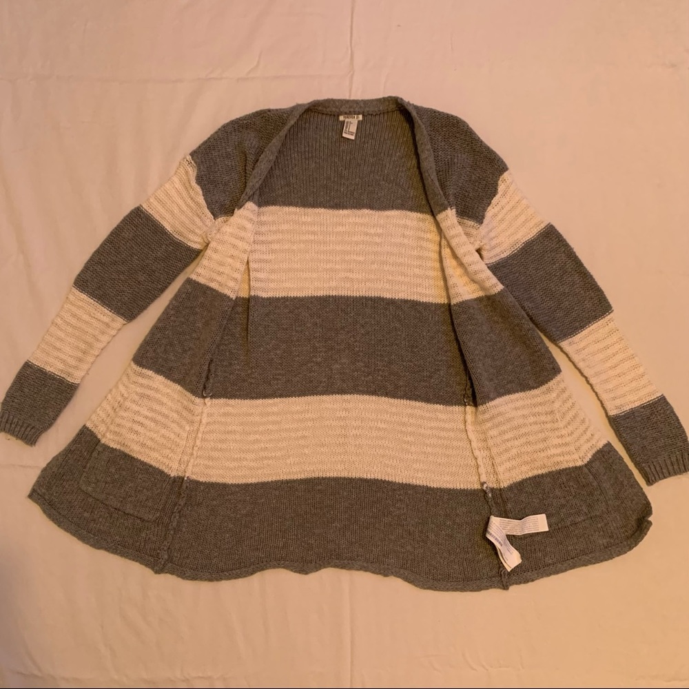 White and Gray Striped Cardigan - Picture 5 of 5